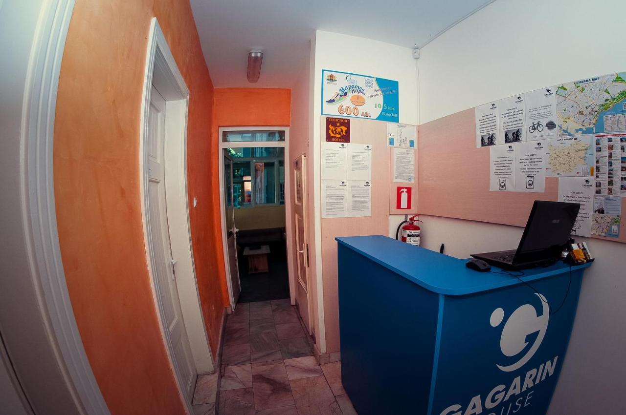 Gagarin House Hostel Varna Ngoại thất bức ảnh